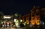 1号館とRed Brick Resort 2012入口 横浜赤レンガ倉庫.jpg