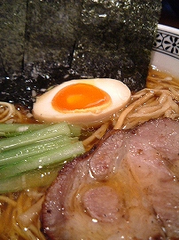 しょうゆらーめん+金田海苔.jpg