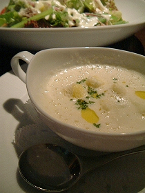 カリフラワーのスープ カプチーノ仕立.jpg