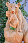 木彫りベンチ ライオンの親子 福山市立動物園.jpg